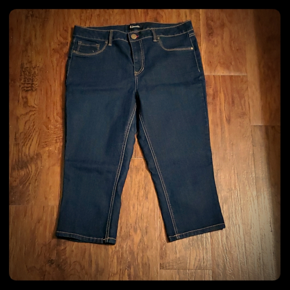 Capri Jeans